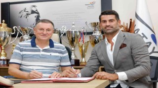 Volkan Demirel resmen Hataysporda