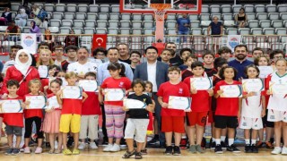 Yalova Belediyesi Yaz Okullarını 220 çocuk tamamladı