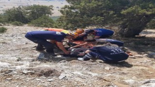 Yamaç paraşütü yaparken düştü