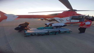 Yanık tedavisi gören çocuk ambulans uçakla Bursaya sevk edildi