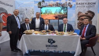 Yenikapıda Bandırma rüzgarı esti