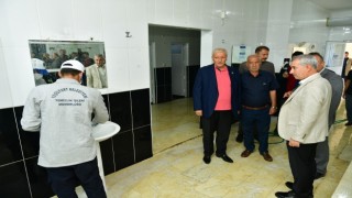 Yeşilyurtta camilere temizlik
