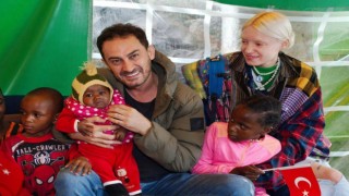 Yıldız Tilbeden Afrikadaki çocuklara 400 bin TL yardım