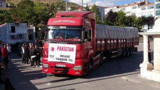 Yozgattan Pakistana yardım tırı dualarla yola çıktı