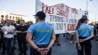 Yunanistanda üniversite öğrencilerinden protesto
