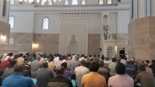 Yusufelinin yeni ilçe merkezinde ilk Cuma Namazı kılındı