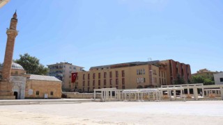 Zanaatkarlar Çarşısı ile şehrin bilinen ilk AVMsi yeniden ticaretin merkezi oldu