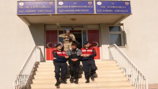 14 yıl 11 ay hapis cezası ile aranan hırsız Diyarbakırda yakalandı