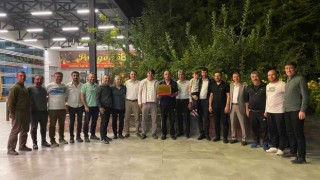 26 yıllık halı saha serüvenini sonlandıran Çata plaketli veda