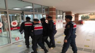 5 yıl hapis cezası ile aranan şahsı JASAT yakaladı