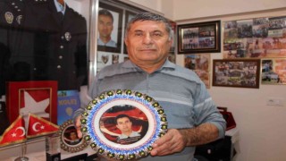 6-8 Ekim olaylarında şehit olan Hüseyin Hatipoğlunun babası: “Oğlumun kanı yerde kalmadı, vatan sağolsun”