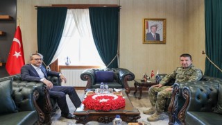 8. Kolordu Komutanı Ataydan Vali Ekinciye ziyaret