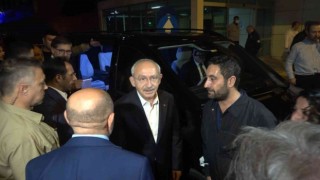 ABDden dönen Kılıçdaroğlu, Kocaelide yoğun bakımdaki kardeşini ziyaret etti