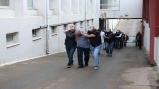 Adanada 9 FETÖ kuryesi tutuklandı