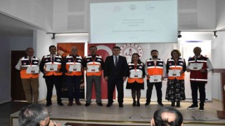 AFAD gönüllüsü eğitimciler sertifikalarını aldı