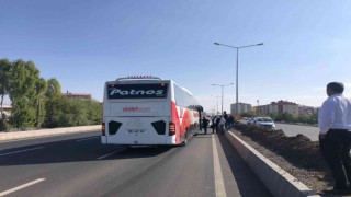 Ağrı çevre yolunda kaza; 20 yaşındaki genç yoğun bakımda