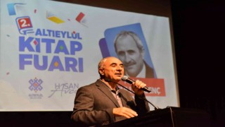 Akademisyen Şair Nurullah Genç Altıeylülde