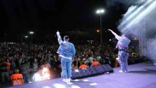 Akdeniz Rap Festivalinde sanatçılar özel bireyler için sahne aldı