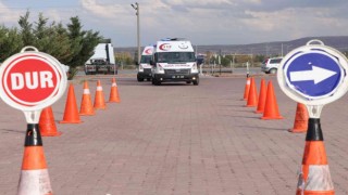Aksarayda 112 ekibine ambulans sürüş eğitimi verildi