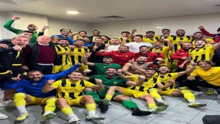 Alaçatıspor liderliğini korudu