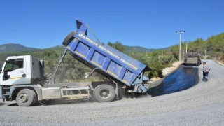 Alanya Üzümlü yolu asfaltlandı