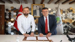 Alaşehir Belediyesi kadrolu işçilerine brüt 2 bin TL maaş artışı
