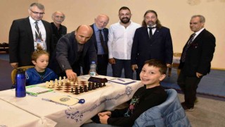 Altınova Belediyesi 15. Ulusal Satranç Turnuvası başladı