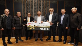 Amatör spor kulüplerine 750 bin TLlik destek