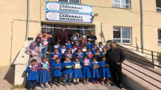 Antalya Konyaaltından kardeş okul Çarıkballıya kitap desteği