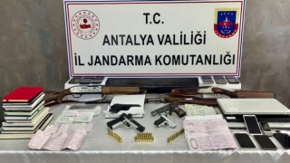 Antalya merkezli 3 ilde ortak operasyon: 12 şüpheli yakalandı
