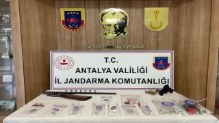 Antalyada 9 ayrı adrese eşzamanlı ‘Narko-Şok baskını: 17 gözaltı