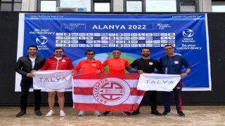 Antalyaspor Triatlon Takımı sezonu şampiyonlukla kapattı