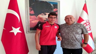 Antalyasporlu yüzücüler ödüllendirildi