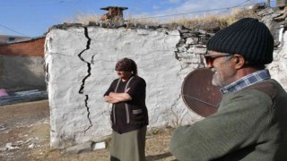 Ardahanda depremde hasar oluşan köylerde 651 çadır kuruldu