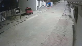 Arnavutköyde beğendiği ayakkabıyı çalmak için geri döndü