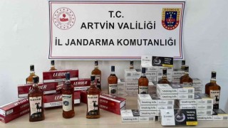 Artvinde jandarmadan gümrük kaçağı sigara ve içki operasyonu