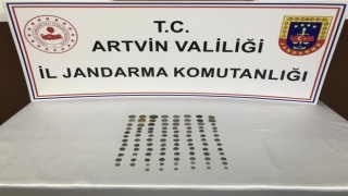 Artvinde jandarmadan tarihi eser operasyonu