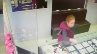 Ataşehirde iş arkadaşının kolyesini çalan kadın yakalandı