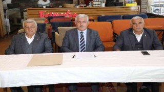 ATSO Başkan Adayı Erat basın mensuplarıyla bir araya geldi