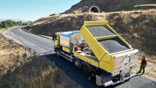 Avrupanın son teknoloji asfalt yol yapım makineleri Erzurumda