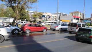 Aydında zincirleme trafik kazası: 1 yaralı
