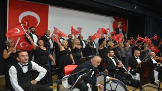 Ayvalıkta Mesut Duran Müzik Derneği Korosundan unutulmaz konser