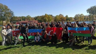 Azerbaycanlı öğrenciler Sakaryabaşında keyifli zaman geçirdi