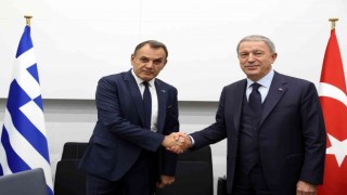 Bakan Akar, Yunan mevkidaşı Panagiotopoulos ile görüştü