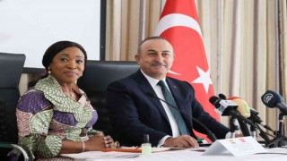 Bakan Çavuşoğlu, Ganalı mevkidaşı Botchwey ile görüştü