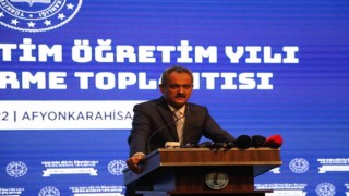 Bakan Özer: “Eğitimin önündeki bütün antidemokratik uygulamalar kaldırıldı”