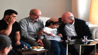 Bakan Soylu, Diyarbakırda Yasin Börünün ailesiyle bir araya geldi