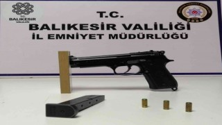Balıkesirde jandarma ve polisten asayiş operasyonu