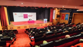 Balkanlardan Göç hikayesi AKMde konuşuldu