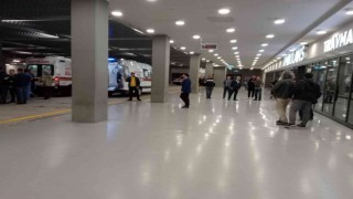 Bartında meydana gelen patlamada yaralanan 6 işçi 2 ambulans uçakla Başakşehir Çam ve Sakura Şehir Hastanesine getirildi
